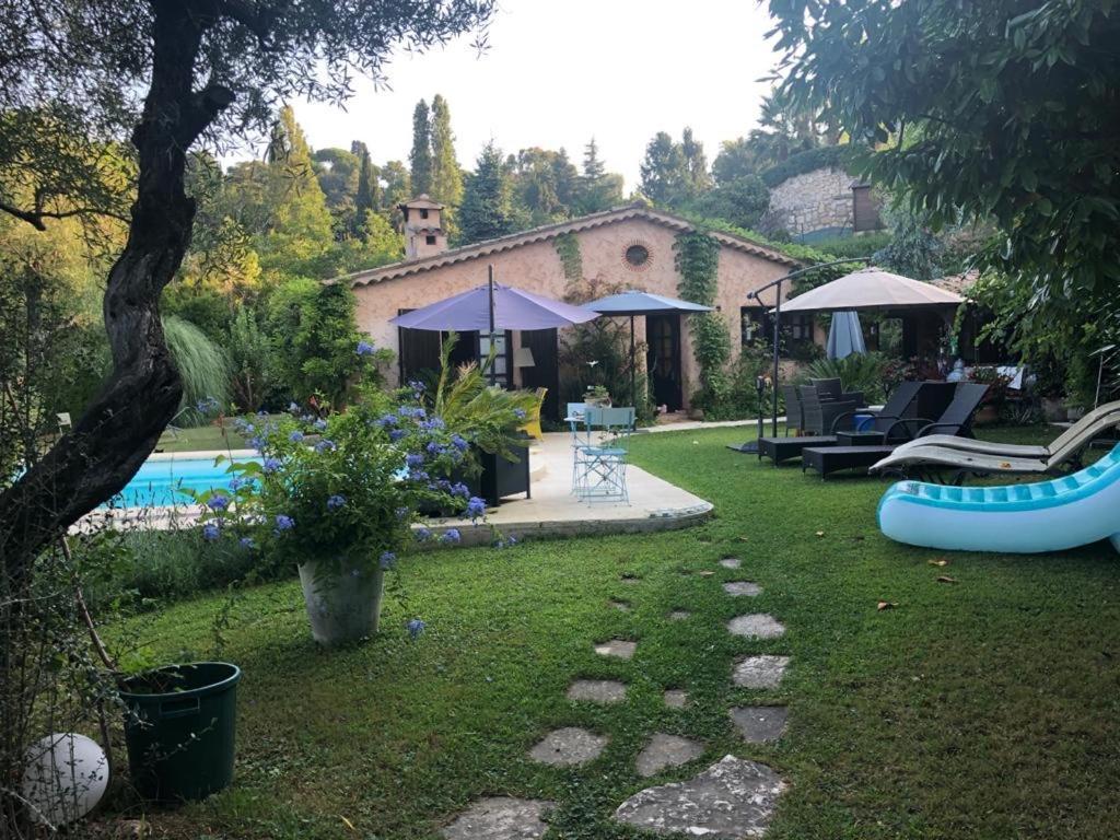Bed and Breakfast Abeille Ванс Екстер'єр фото