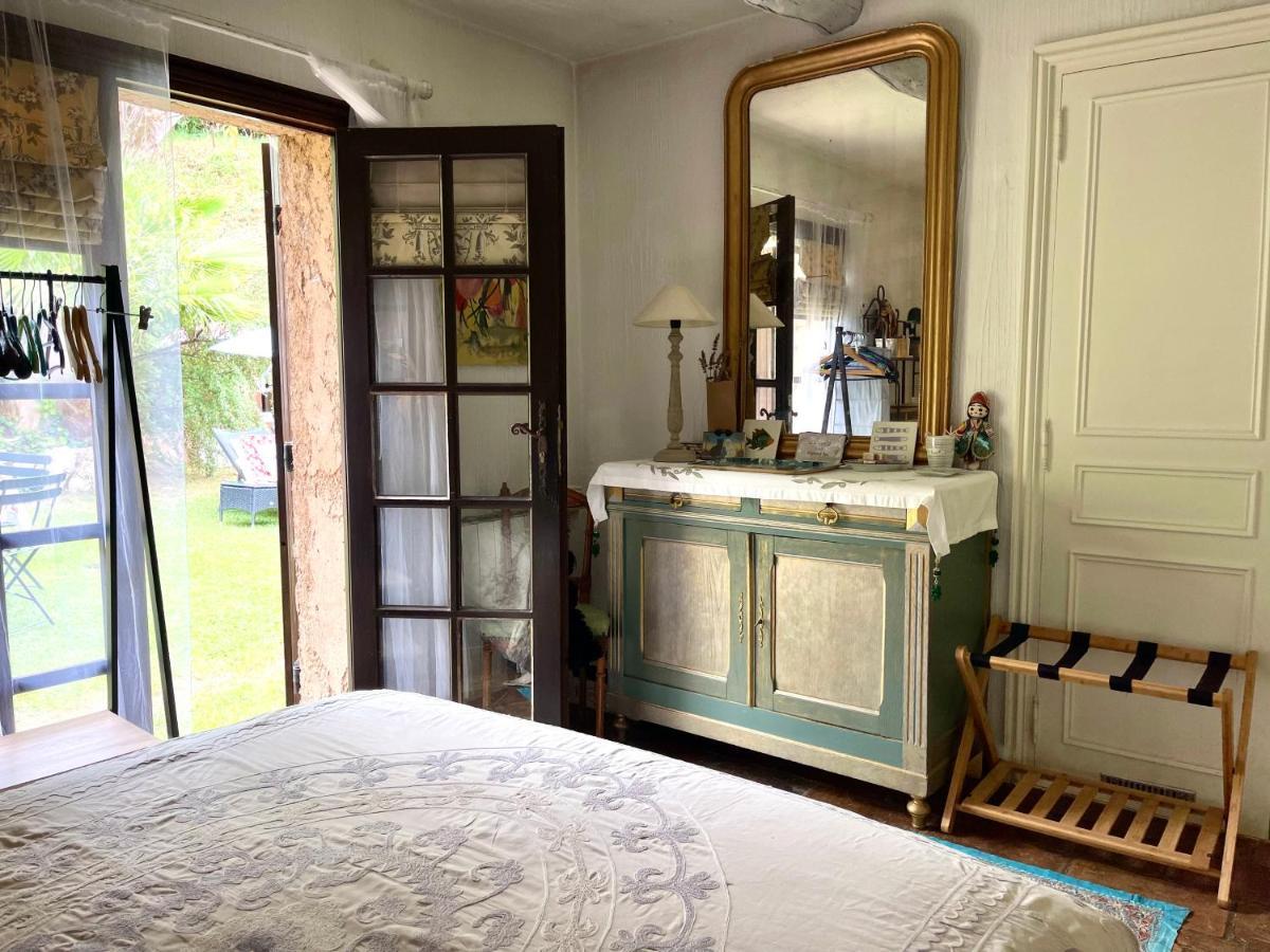 Bed and Breakfast Abeille Ванс Екстер'єр фото