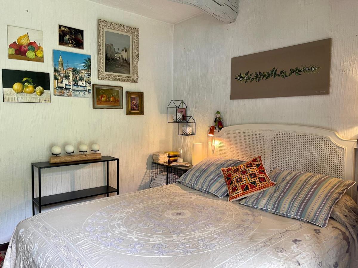Bed and Breakfast Abeille Ванс Екстер'єр фото